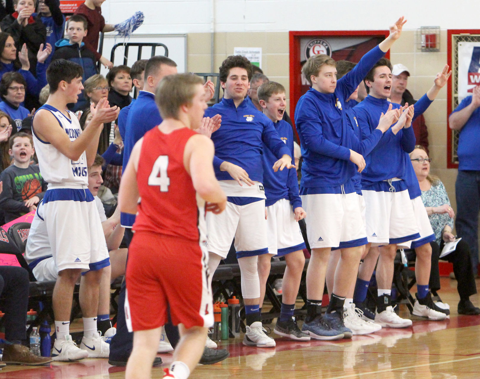 McDonell boys basketball vs Luck at Chi-Hi 3-9-19